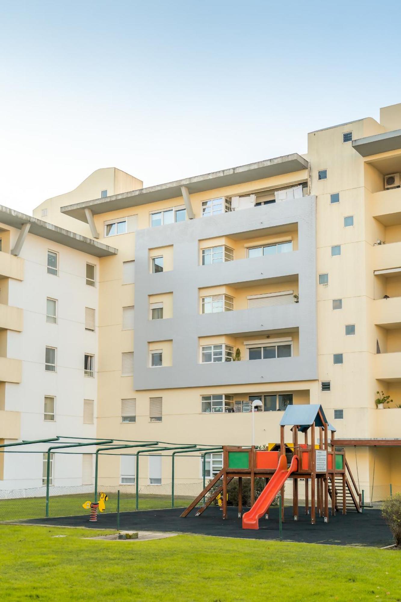 Apart T3 Com Piscina Tenis Ginasio E Parq Infant Lisboa Exterior foto