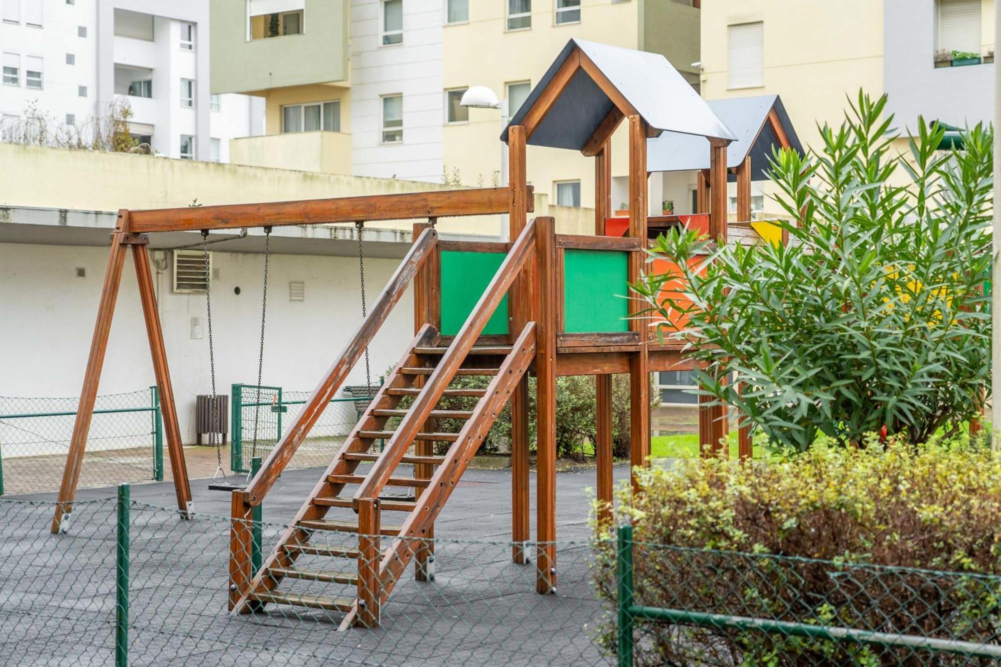 Apart T3 Com Piscina Tenis Ginasio E Parq Infant Lisboa Exterior foto